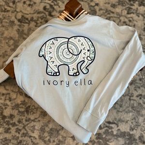 Ivory Ella Long Sleeve pocket T-Shirt. Color is Ice blue. Size is xs women.